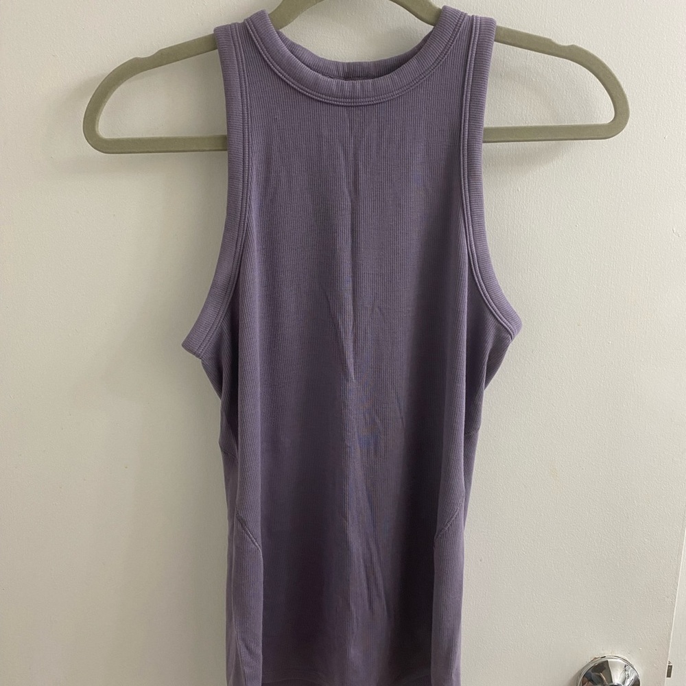 Lululemon - hold tight crewneck tank size 4